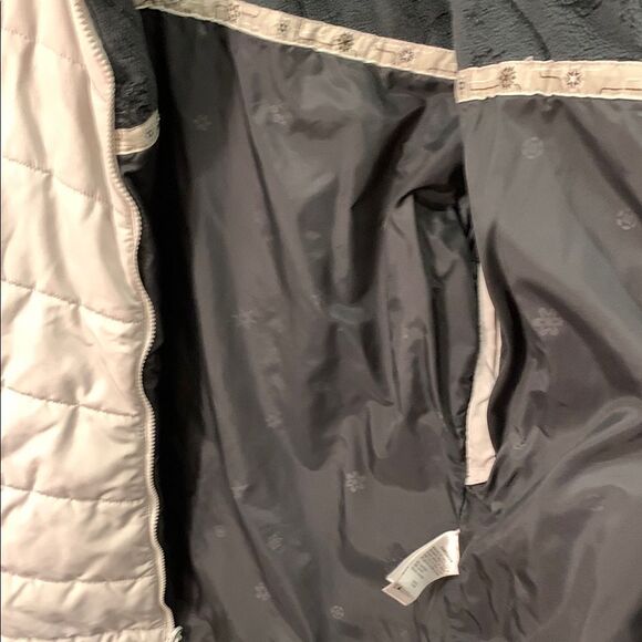 Columbia white puffer quilted zip up jacket Womans size medium - Picture 11 of 12
